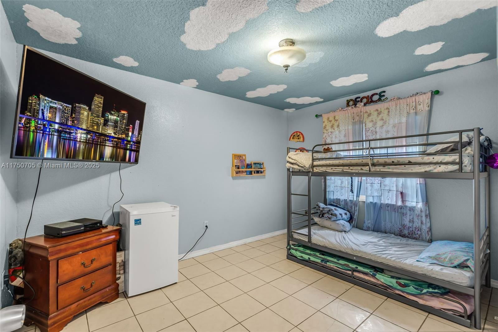 Real estate property located at 12752 98th Pl, Miami-dade, Golden Eagle Estates Sec, Hialeah Gardens, FL