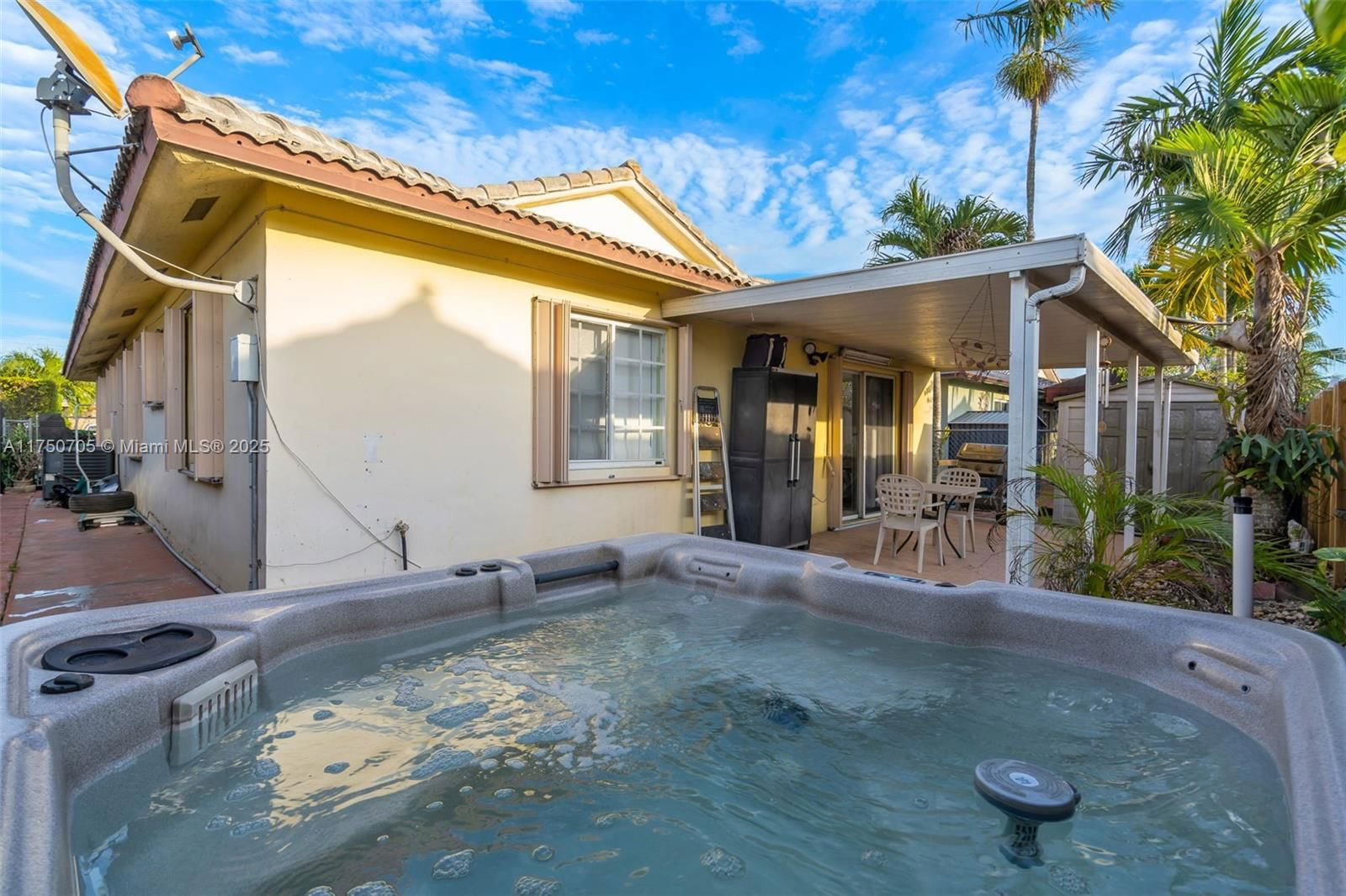 Real estate property located at 12752 98th Pl, Miami-dade, Golden Eagle Estates Sec, Hialeah Gardens, FL