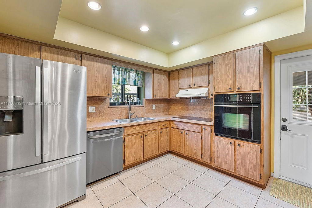 Real estate property located at 2381 34th Ave, Broward, Riverland Village Sec 1-r, Fort Lauderdale, FL