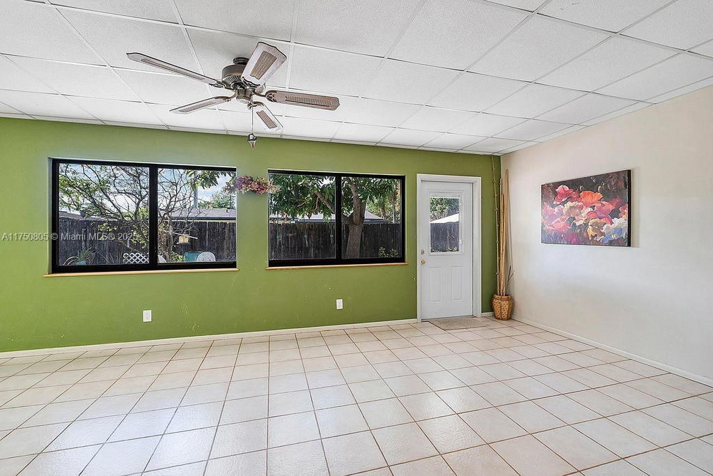 Real estate property located at 2381 34th Ave, Broward, Riverland Village Sec 1-r, Fort Lauderdale, FL