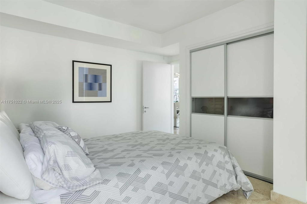 Real estate property located at 6000 Indian Creek Dr #11B, Miami-dade, 6000 Indian Creek Condo, Miami Beach, FL