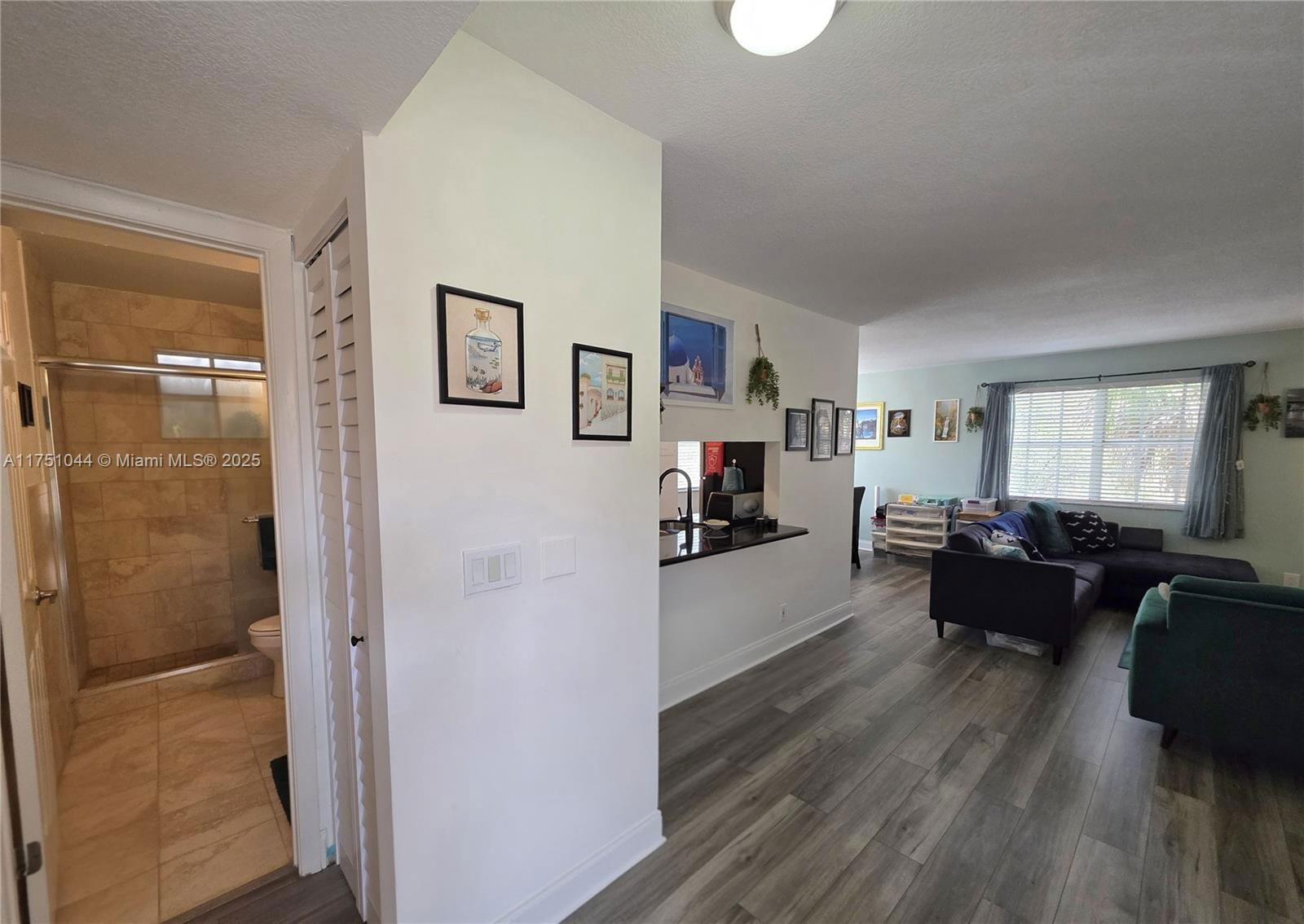 Real estate property located at 365 86th Ave #201, Broward, Windmill Lakes Iii Condo, Pembroke Pines, FL