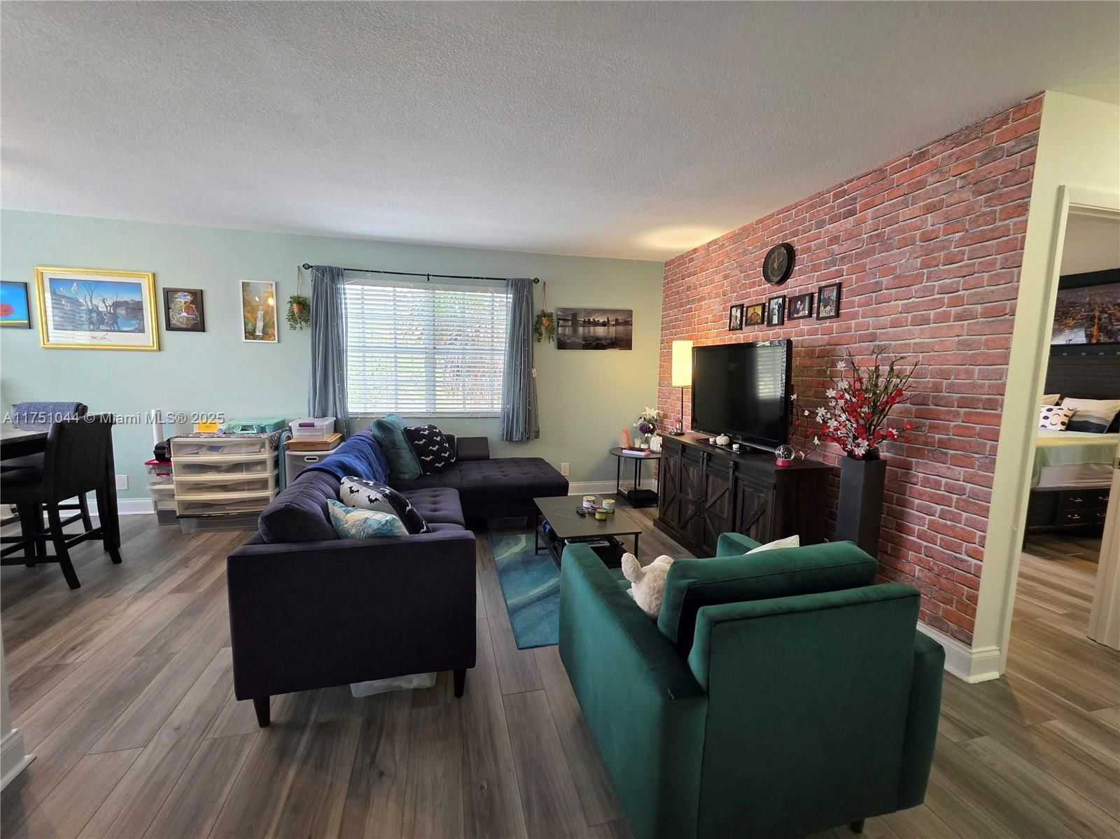 Real estate property located at 365 86th Ave #201, Broward, Windmill Lakes Iii Condo, Pembroke Pines, FL