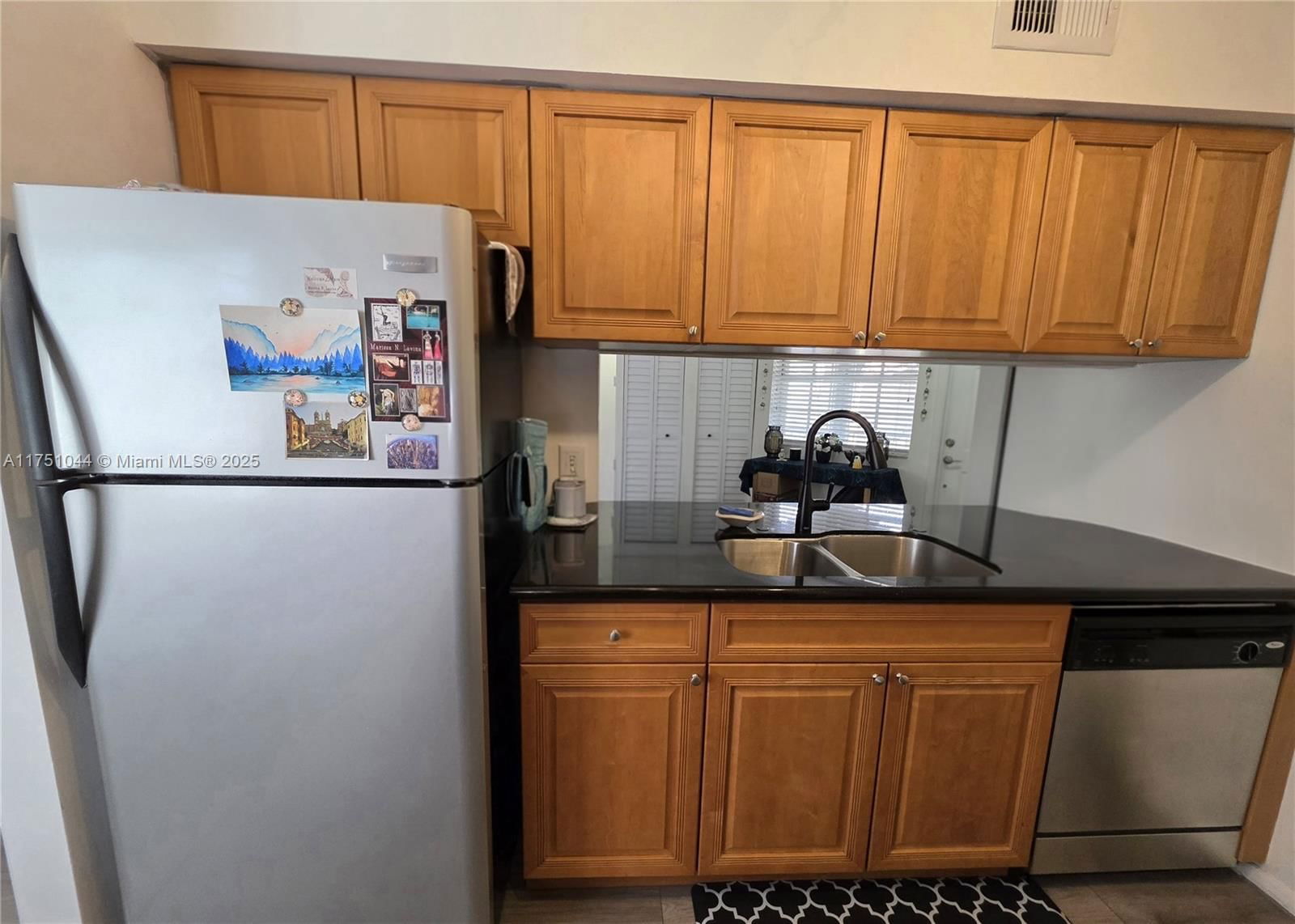Real estate property located at 365 86th Ave #201, Broward, Windmill Lakes Iii Condo, Pembroke Pines, FL