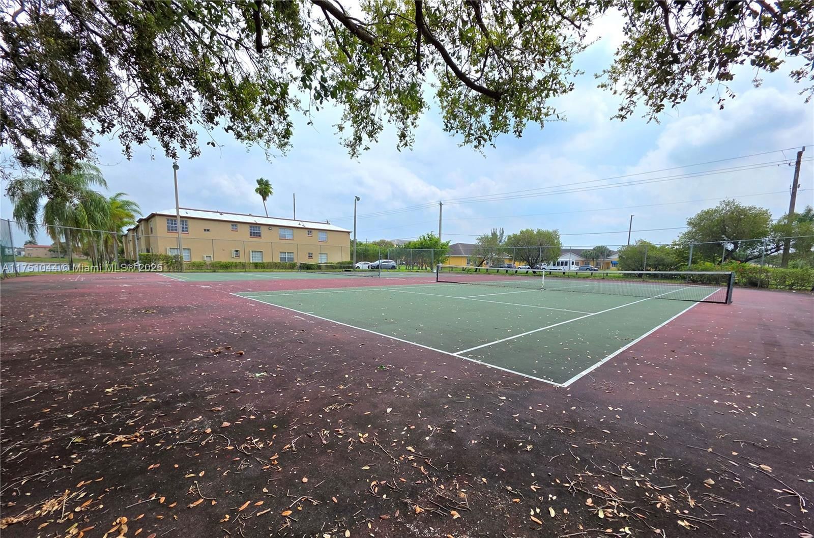 Real estate property located at 365 86th Ave #201, Broward, Windmill Lakes Iii Condo, Pembroke Pines, FL