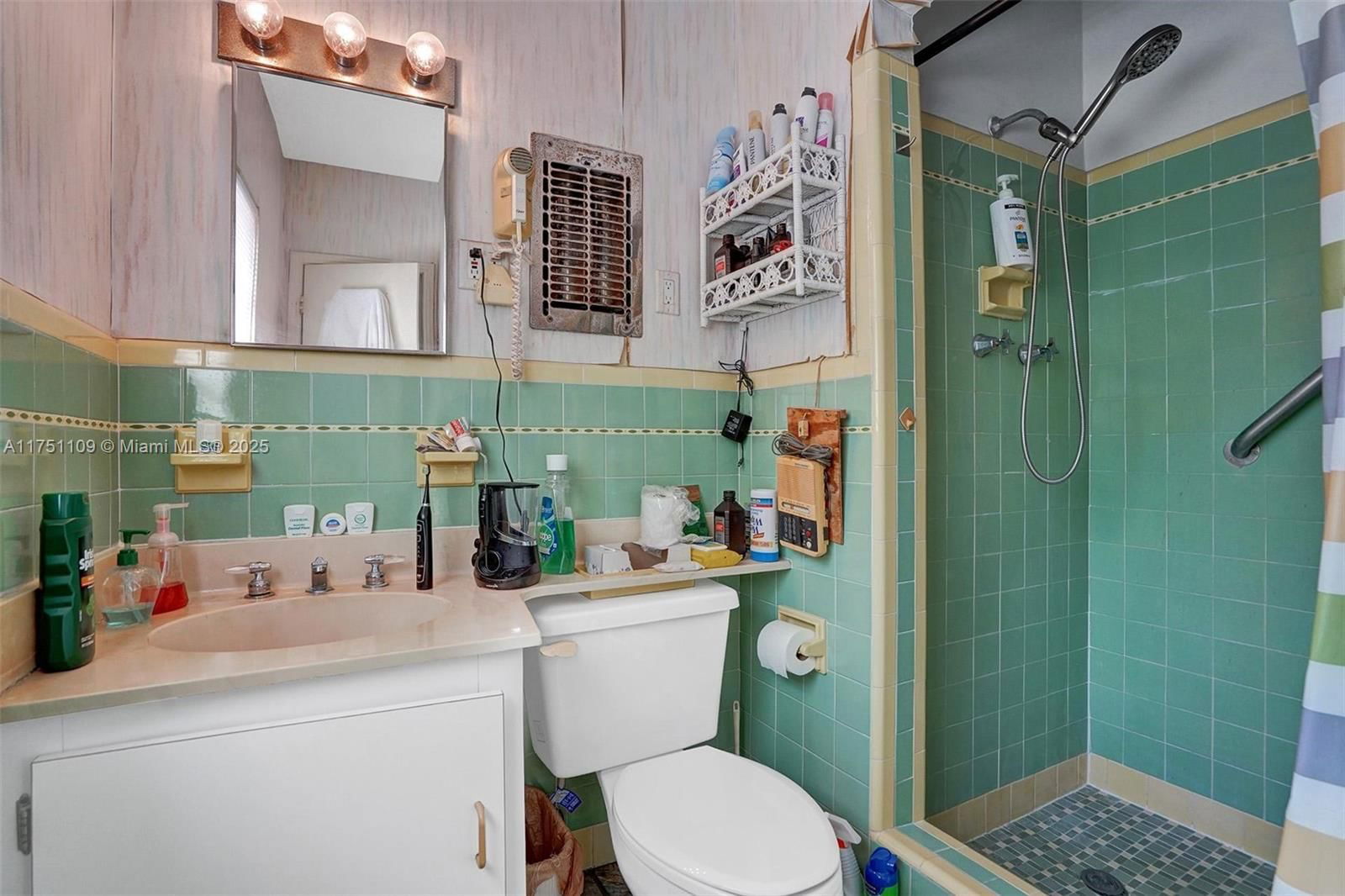 Real estate property located at 2441 Bayview Dr, Broward, Coral Ridge Galt Add, Fort Lauderdale, FL