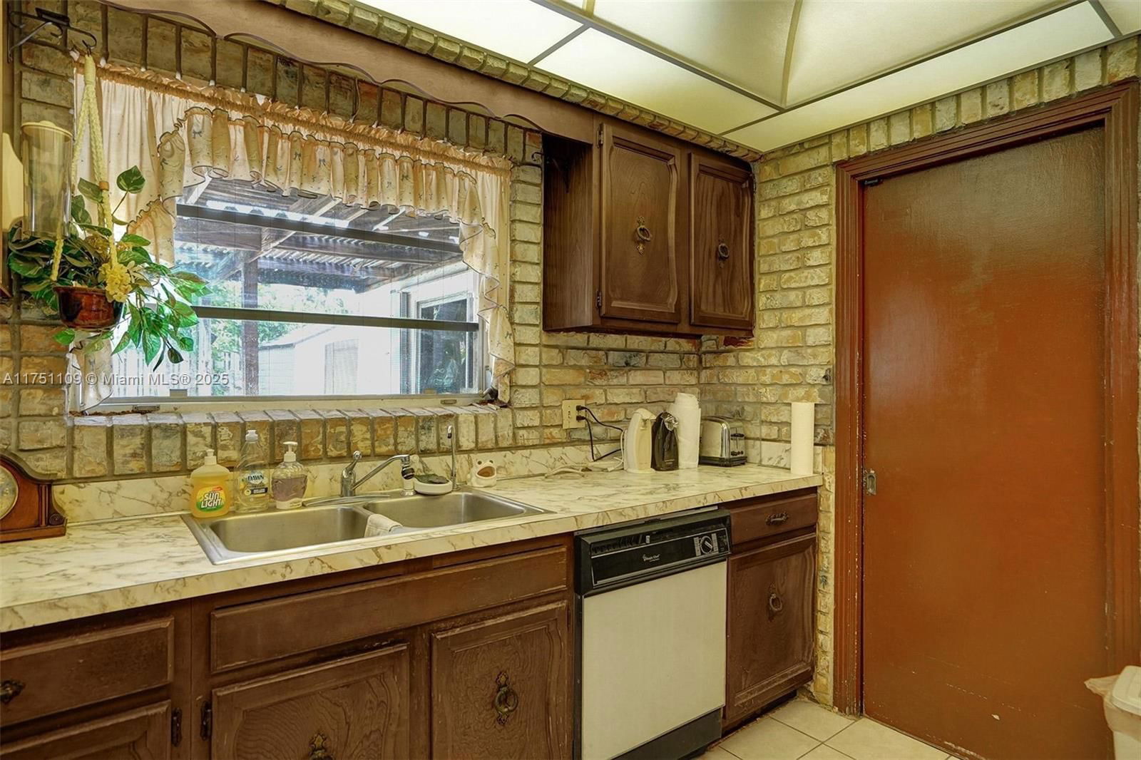 Real estate property located at 2441 Bayview Dr, Broward, Coral Ridge Galt Add, Fort Lauderdale, FL
