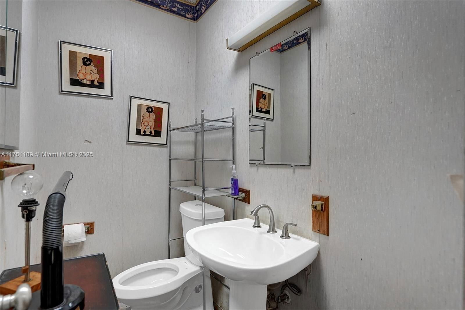 Real estate property located at 2441 Bayview Dr, Broward, Coral Ridge Galt Add, Fort Lauderdale, FL