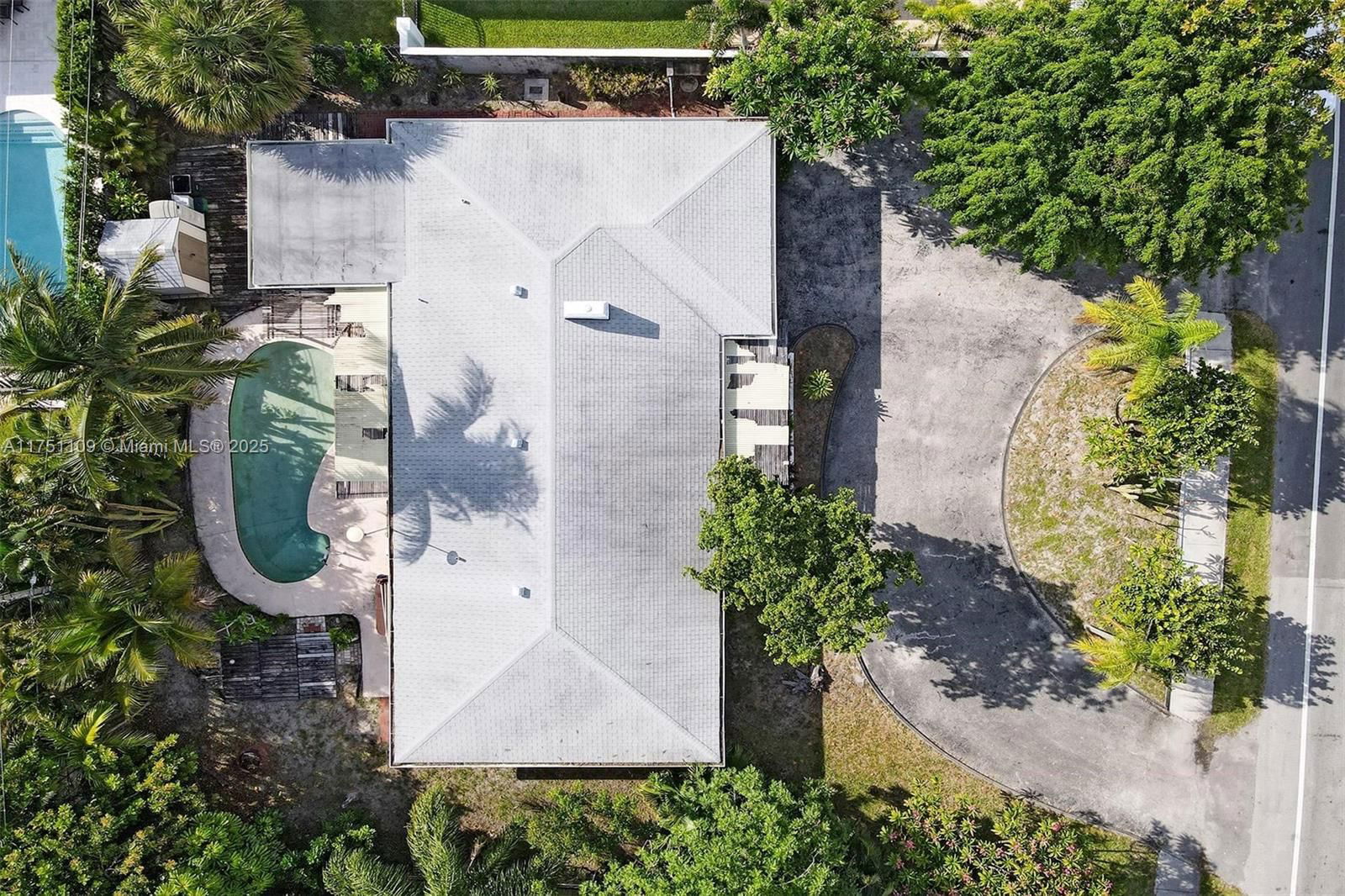 Real estate property located at 2441 Bayview Dr, Broward, Coral Ridge Galt Add, Fort Lauderdale, FL