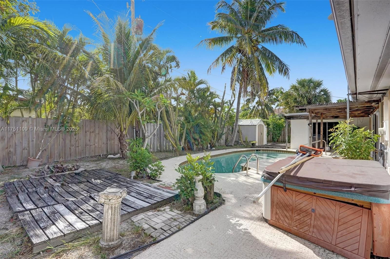 Real estate property located at 2441 Bayview Dr, Broward, Coral Ridge Galt Add, Fort Lauderdale, FL