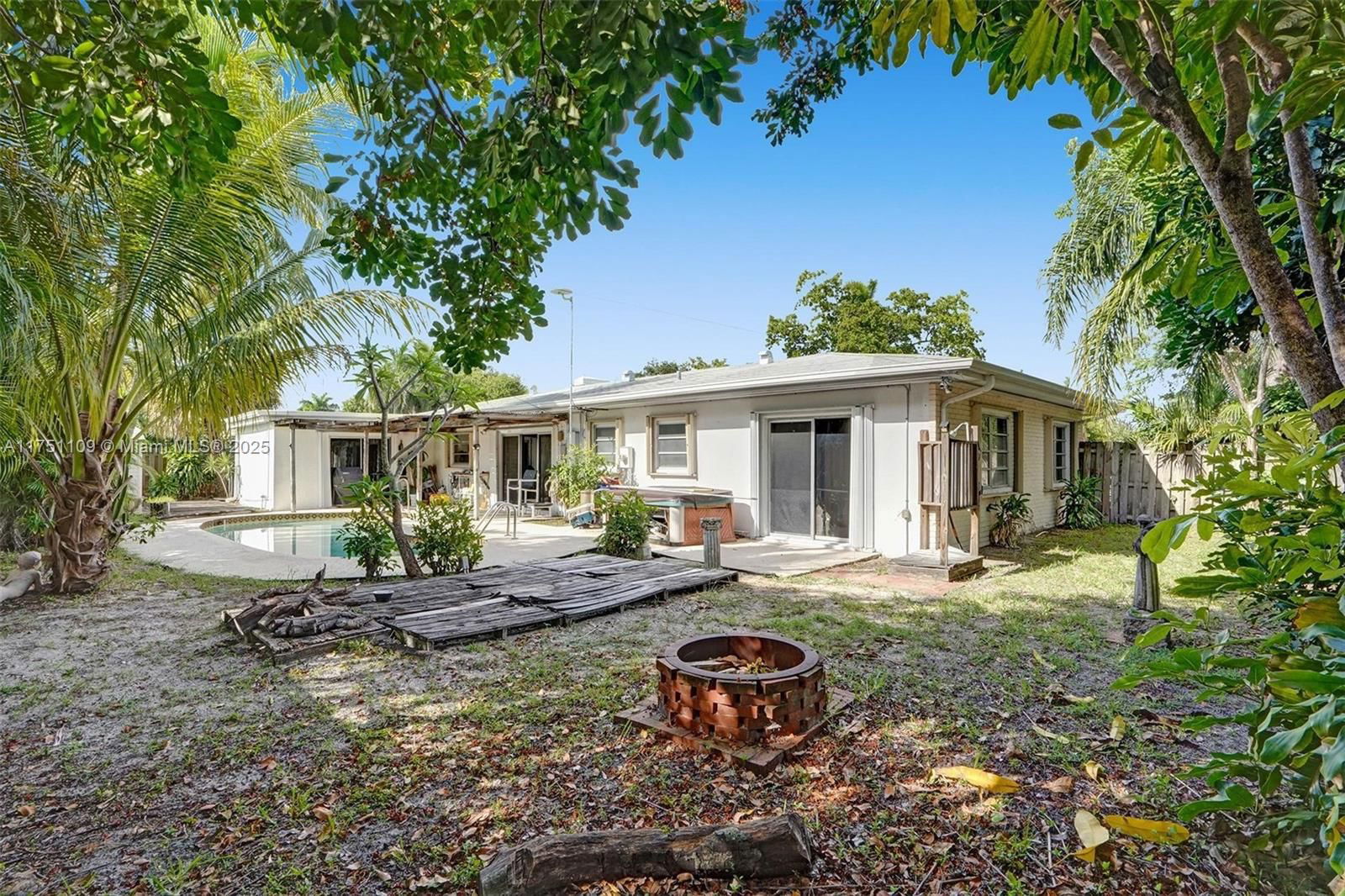 Real estate property located at 2441 Bayview Dr, Broward, Coral Ridge Galt Add, Fort Lauderdale, FL