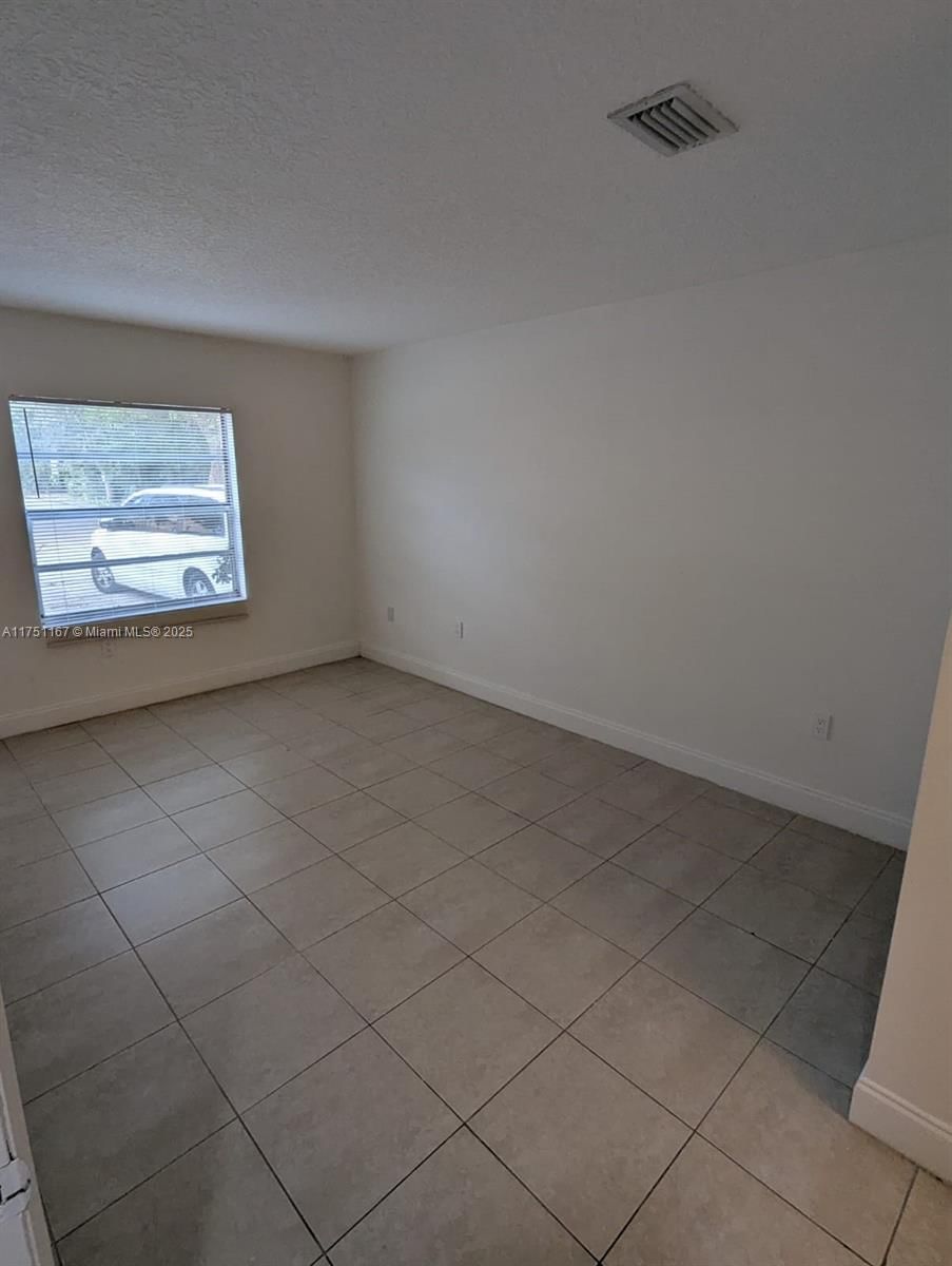 Real estate property located at 1511 PINEWOOD DR NE BLDG 2 #2, Brevard, Palm Bay Club Condominiums, Palm Bay, FL