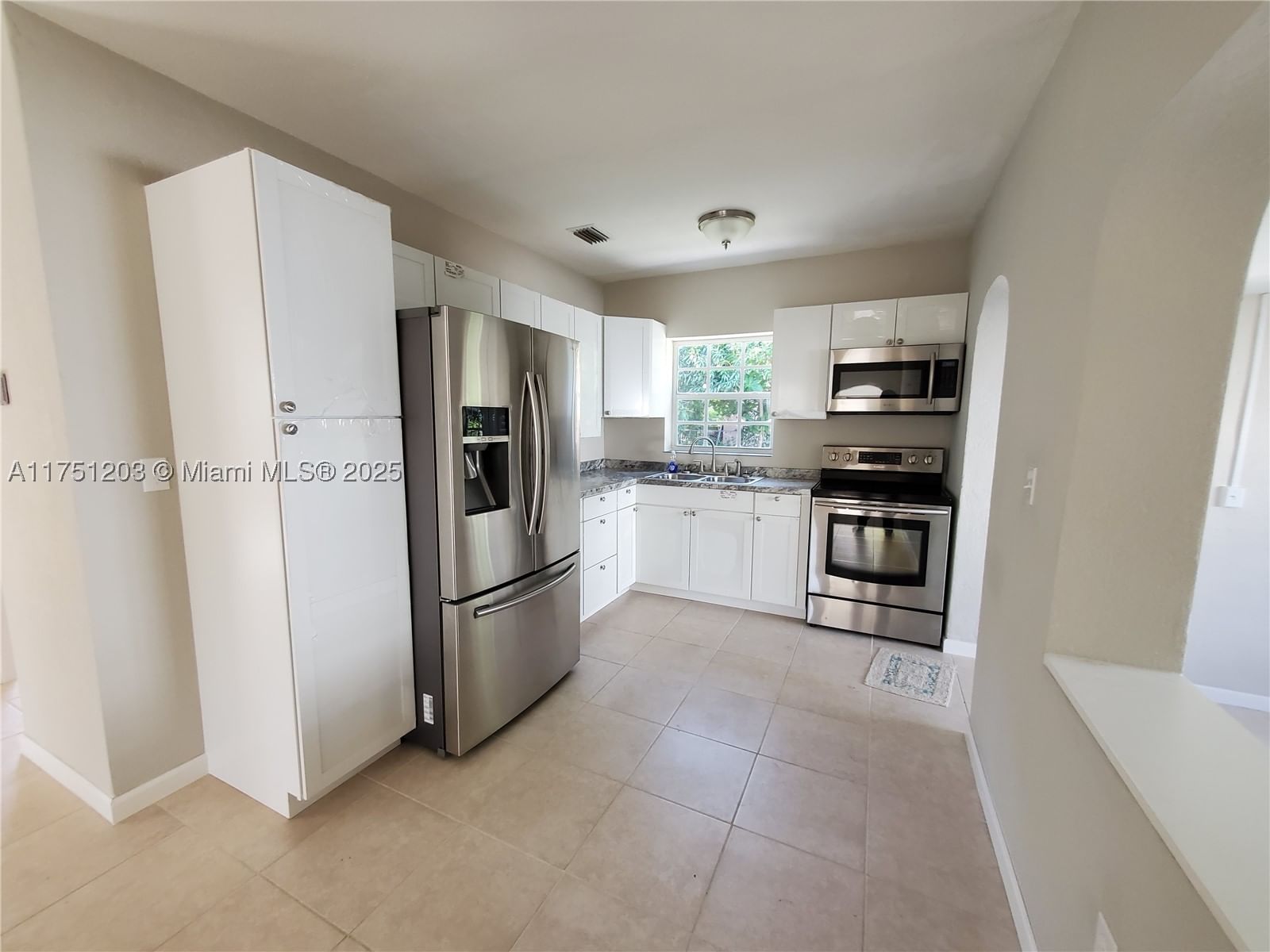 Real estate property located at 70 33rd St, Miami-dade, Wynd Wood Park, Miami, FL