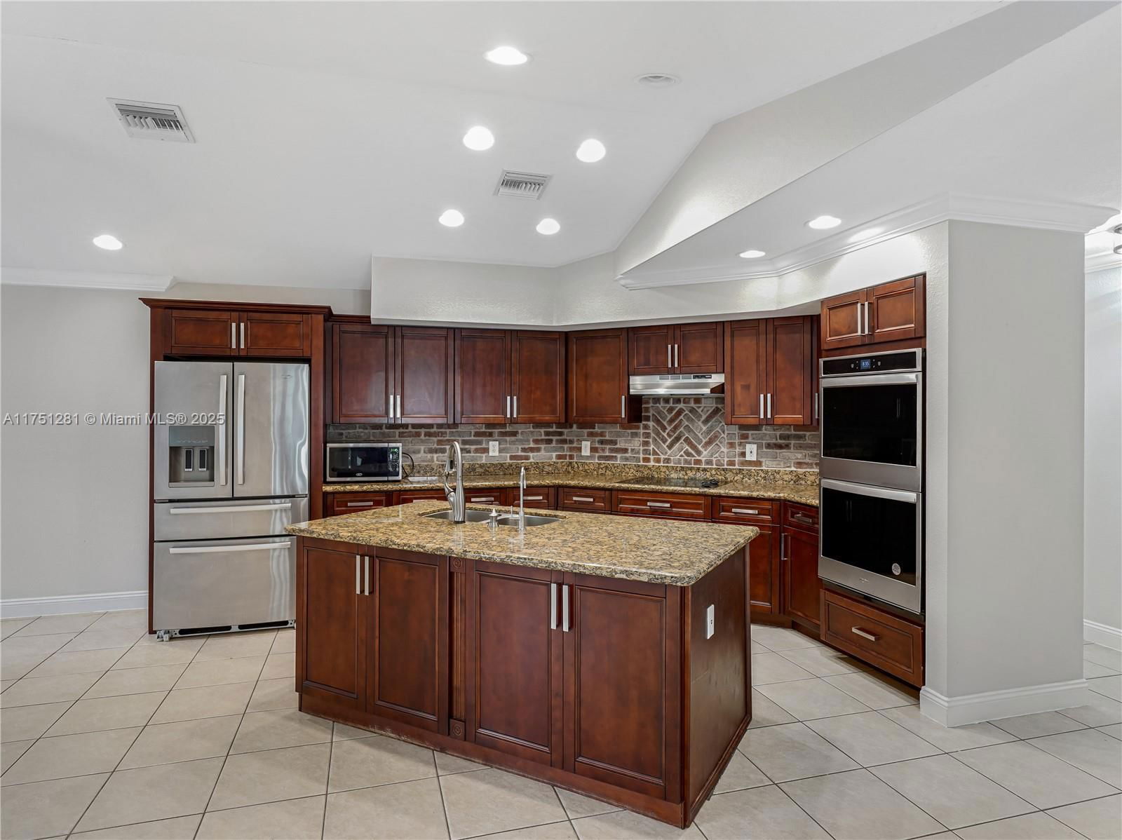 Real estate property located at 4013 63rd St, Broward, Cocobay, Coconut Creek, FL