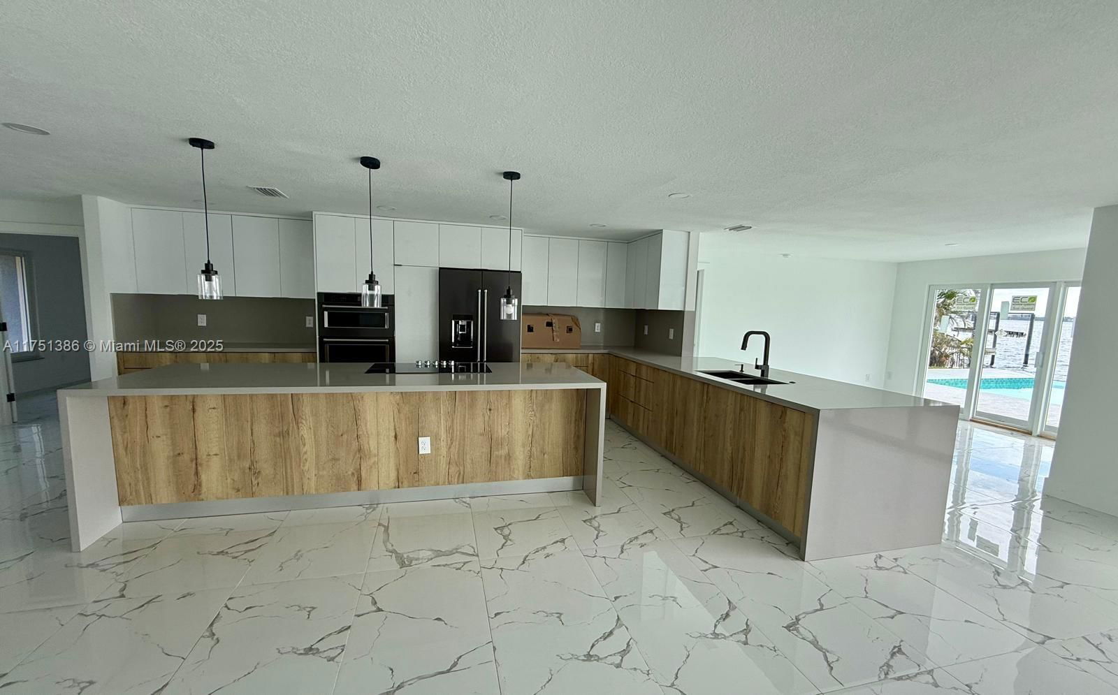 Real estate property located at 111 E North Shore AVE, Lee, Harbor Estates First Add, Fort Myers, FL