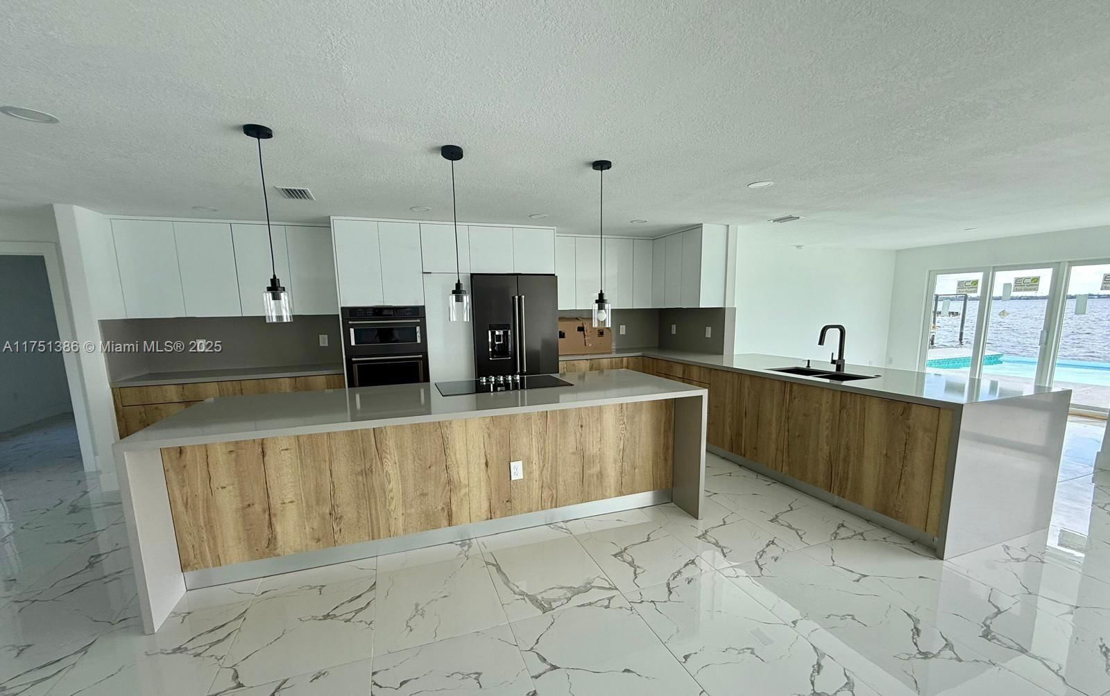 Real estate property located at 111 E North Shore AVE, Lee, Harbor Estates First Add, Fort Myers, FL