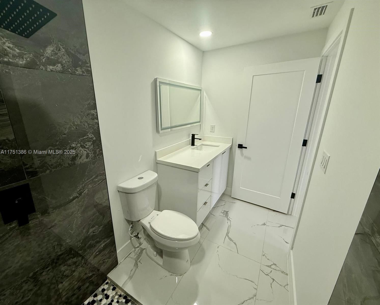 Real estate property located at 111 E North Shore AVE, Lee, Harbor Estates First Add, Fort Myers, FL