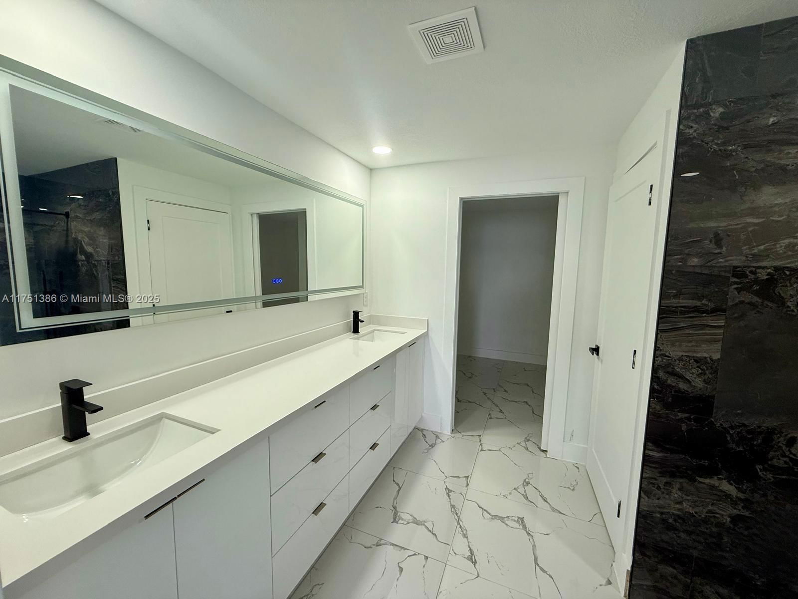 Real estate property located at 111 E North Shore AVE, Lee, Harbor Estates First Add, Fort Myers, FL
