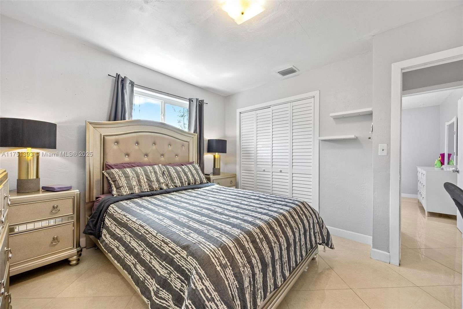 Real estate property located at 711 70th Ter, Broward, Boulevard Heights Sec 3, Hollywood, FL