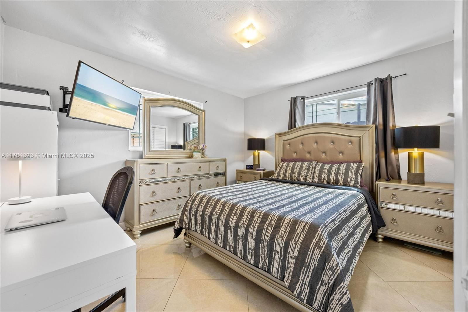 Real estate property located at 711 70th Ter, Broward, Boulevard Heights Sec 3, Hollywood, FL