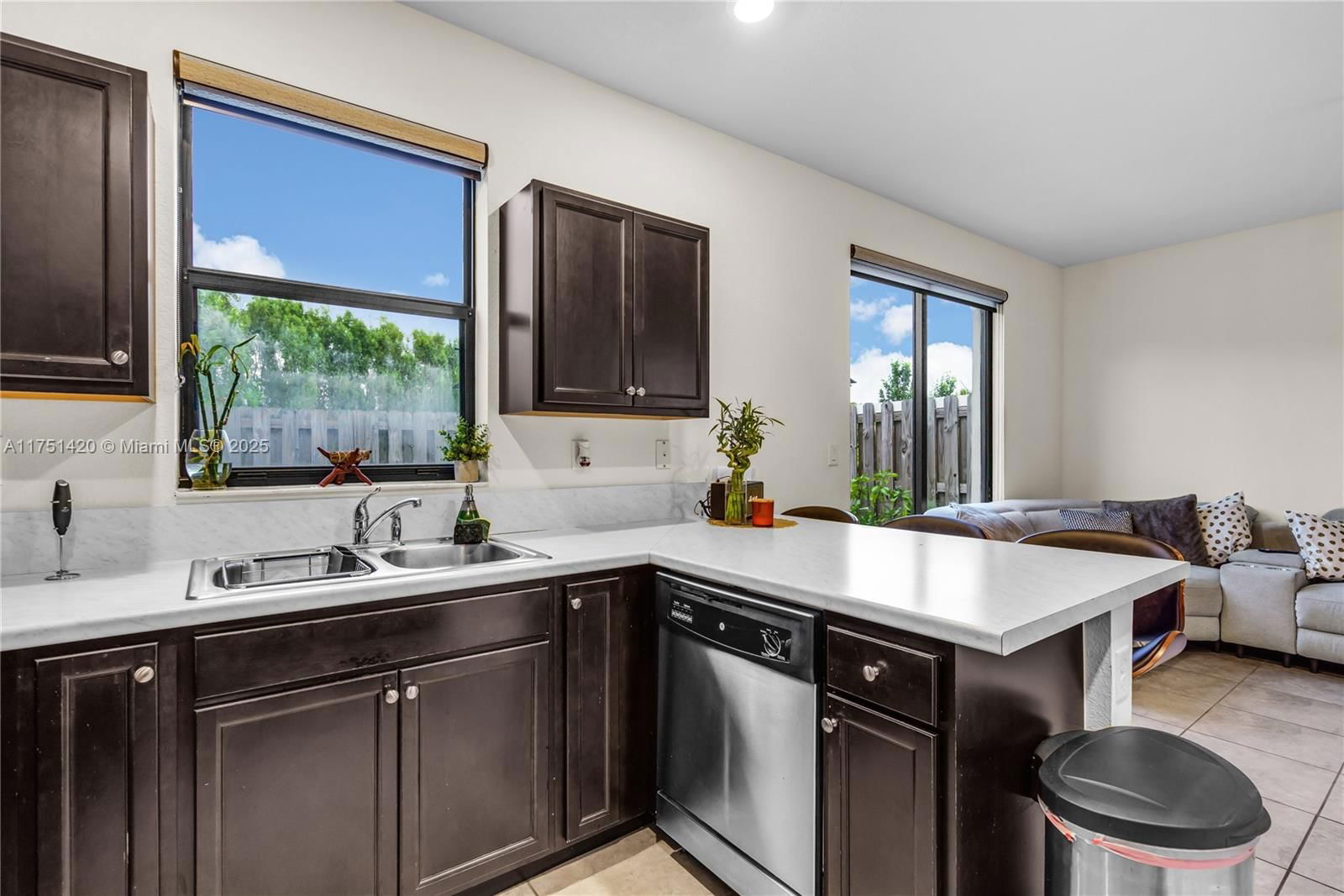 Real estate property located at 9033 184th Ter #9033, Miami-dade, Murtha Subdivision, Hialeah, FL