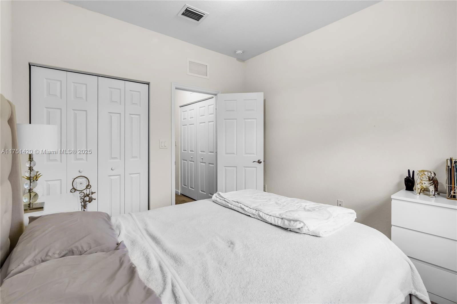 Real estate property located at 9033 184th Ter #9033, Miami-dade, Murtha Subdivision, Hialeah, FL