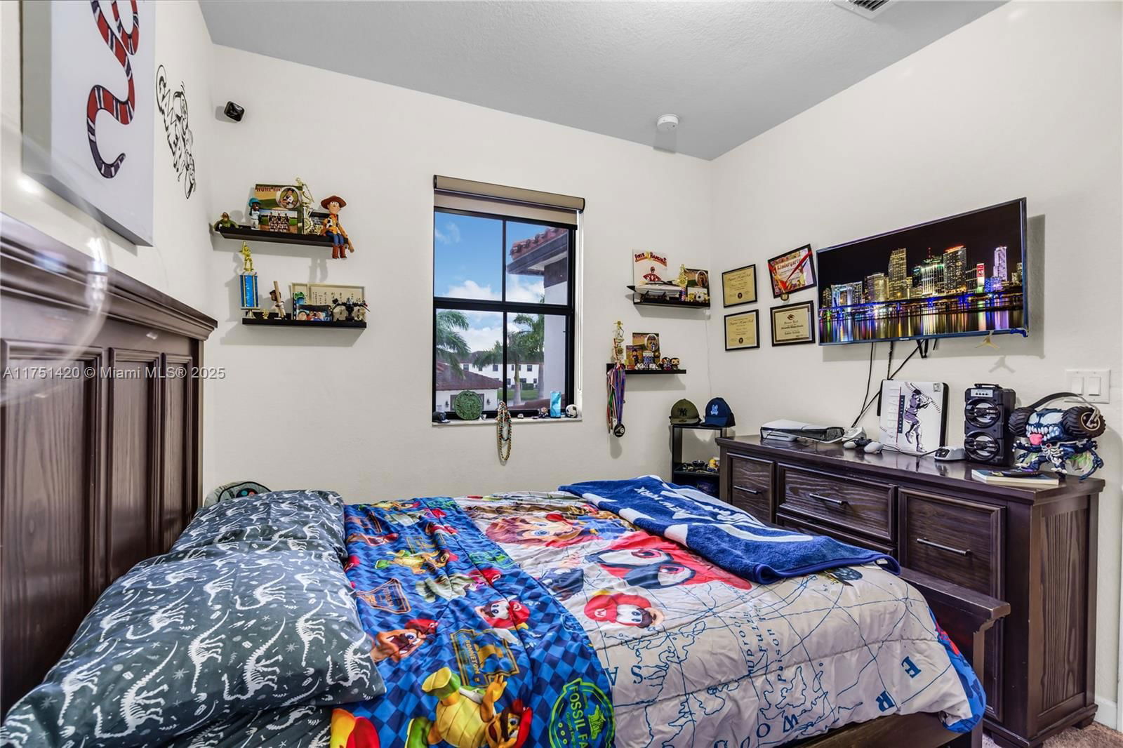 Real estate property located at 9033 184th Ter #9033, Miami-dade, Murtha Subdivision, Hialeah, FL