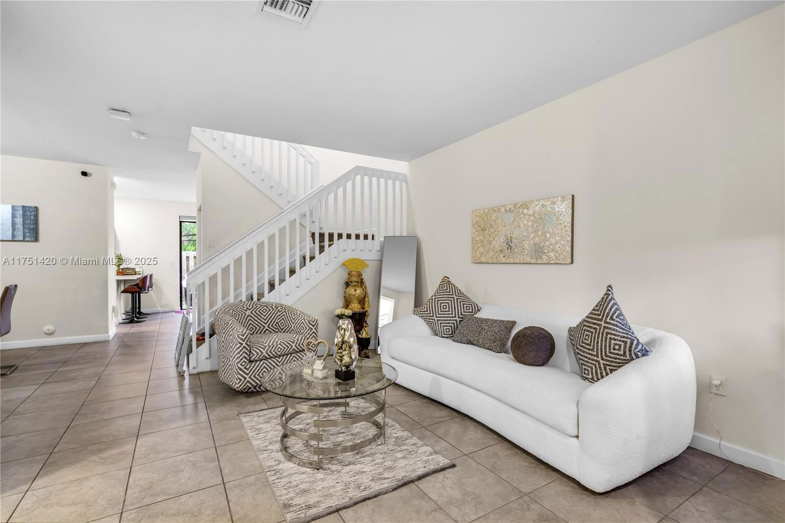 Real estate property located at 9033 184th Ter #9033, Miami-dade, Murtha Subdivision, Hialeah, FL