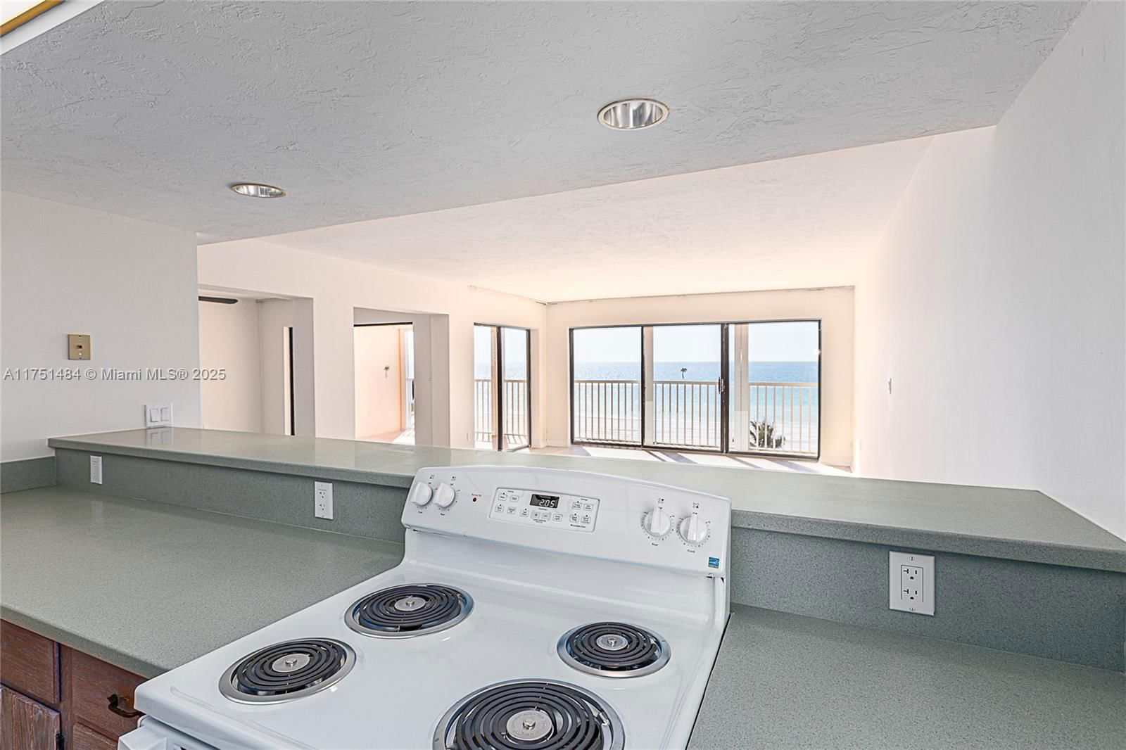 Real estate property located at 25840 Hickory Blvd, Lee, Dolphin Way Of Hickory Pte, Bonita Springs, FL