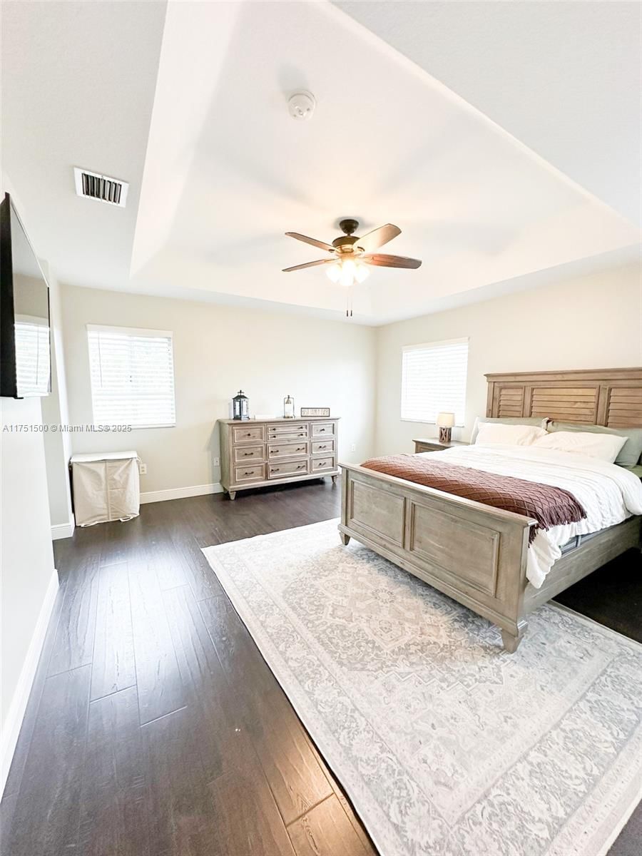 Real estate property located at 21243 89th Ct, Miami-dade, Lakes By The Bay Sec 14, Cutler Bay, FL
