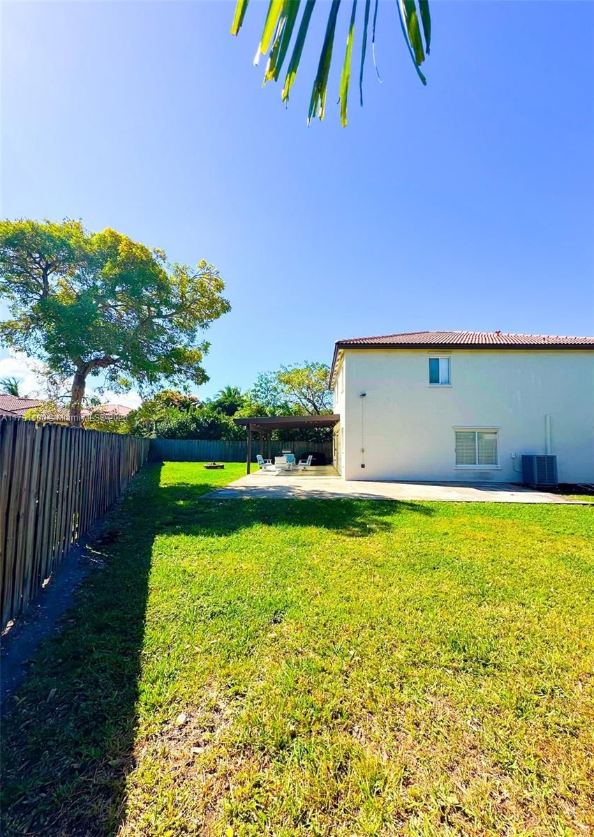 Real estate property located at 21243 89th Ct, Miami-dade, Lakes By The Bay Sec 14, Cutler Bay, FL