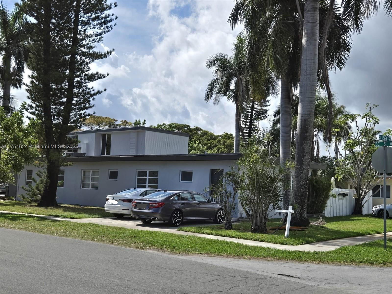 Real estate property located at 250 Park St #1-6, Broward, Dania Beach, FL