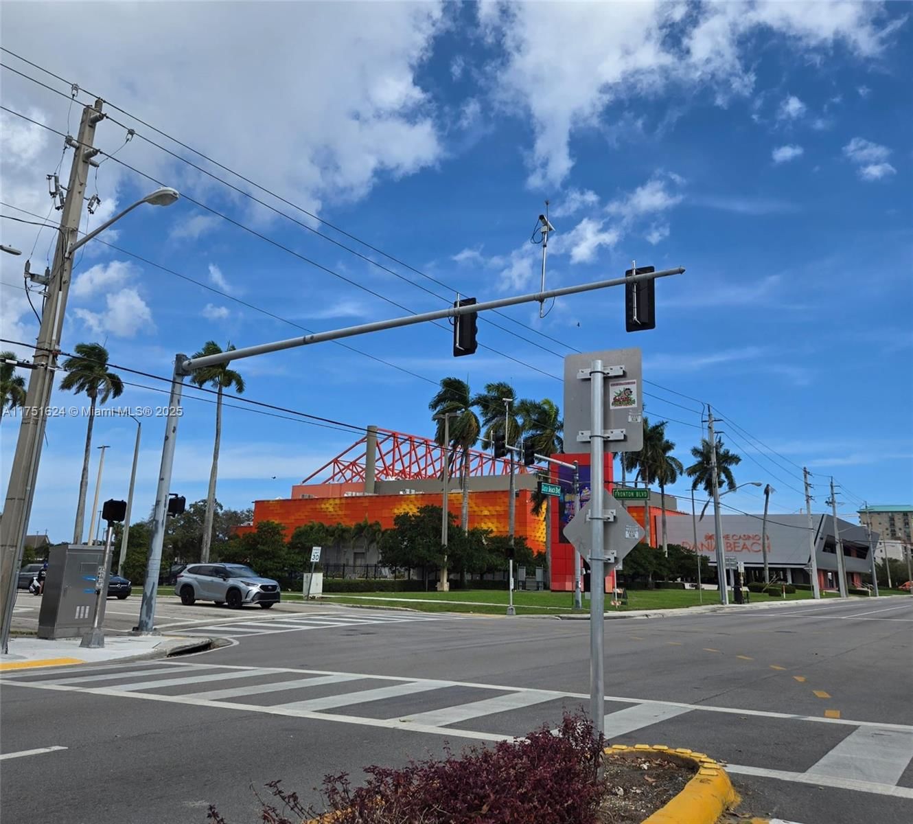Real estate property located at 250 Park St #1-6, Broward, Dania Beach, FL