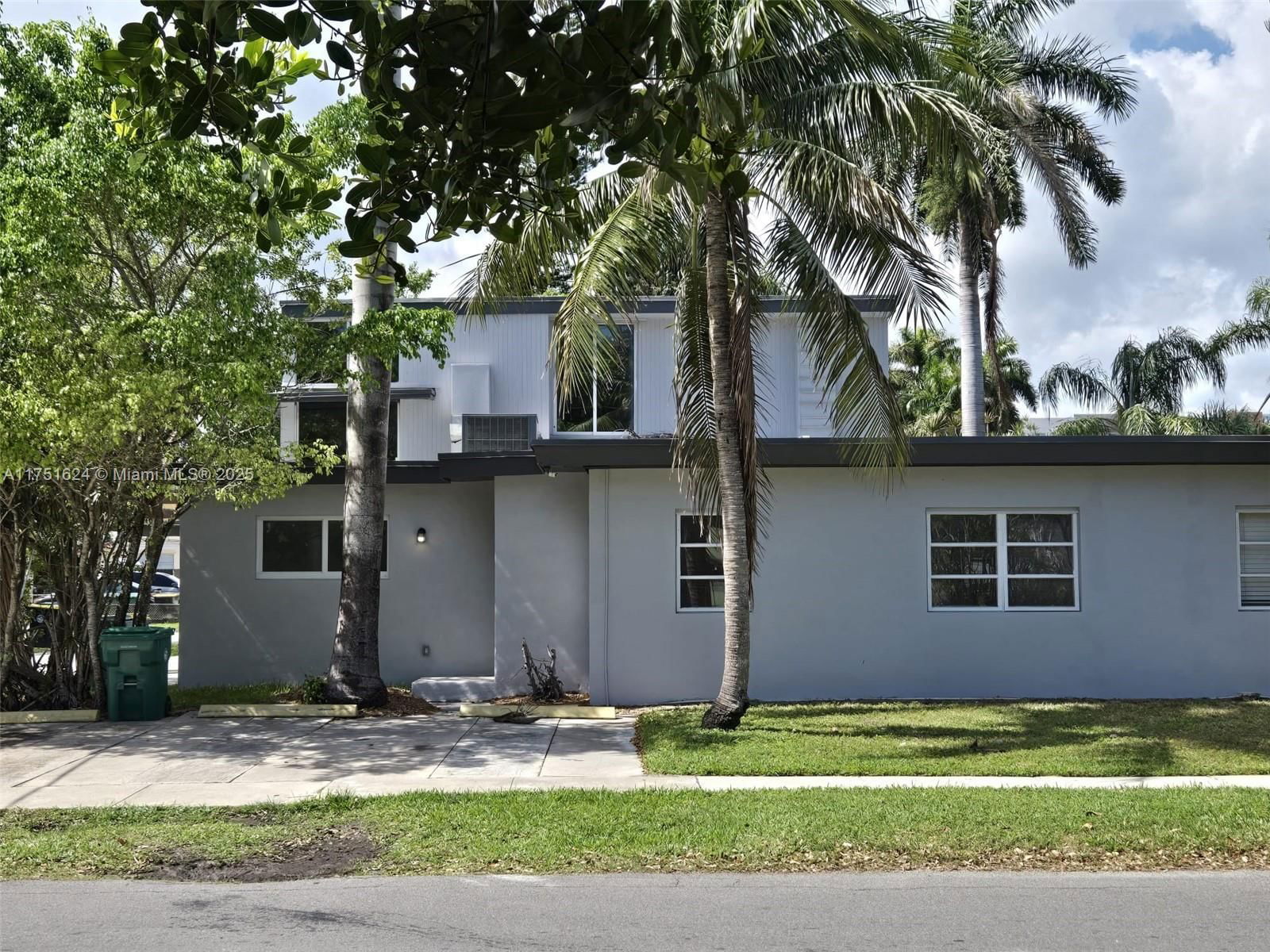 Real estate property located at 250 Park St #1-6, Broward, Dania Beach, FL