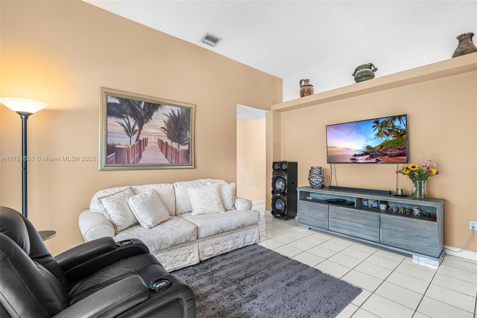 Real estate property located at 13241 10th St, Miami-dade, Shoma Homes At Tamiami Ii, Miami, FL