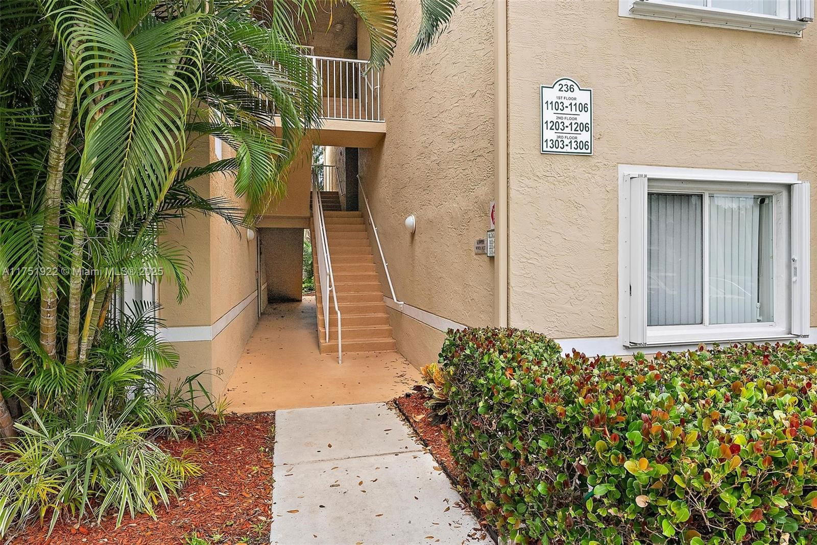 Real estate property located at 236 Village Blvd #1304, Palm Beach, Lighthouse Cove At Teques, Tequesta, FL