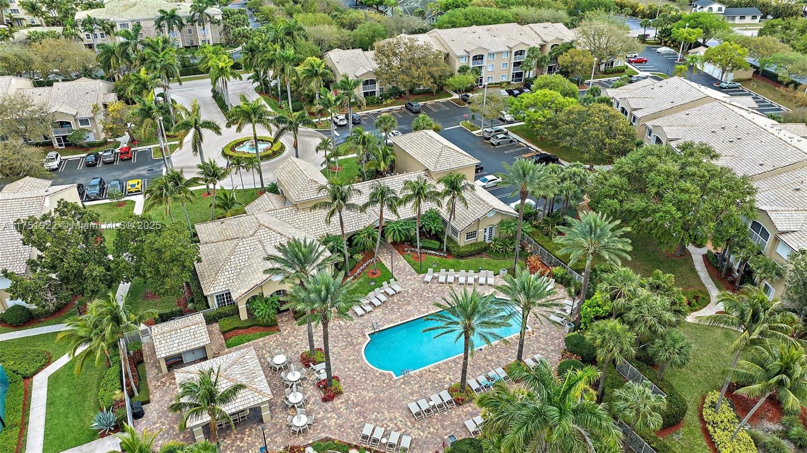 Real estate property located at 236 Village Blvd #1304, Palm Beach, Lighthouse Cove At Teques, Tequesta, FL