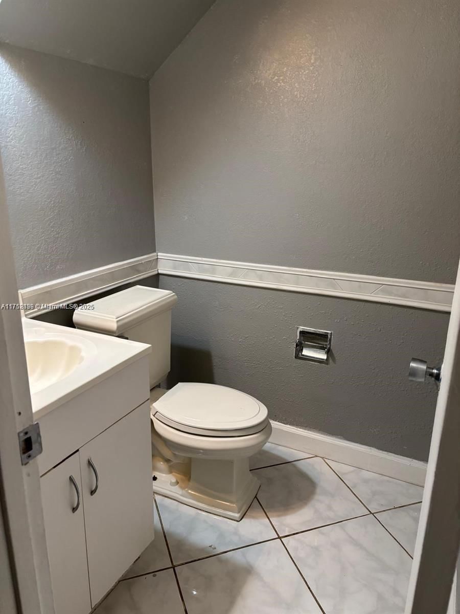 Real estate property located at 8005 Lagos De Campo Blvd L-4, Broward, Sandpebbles Townhouse, Tamarac, FL
