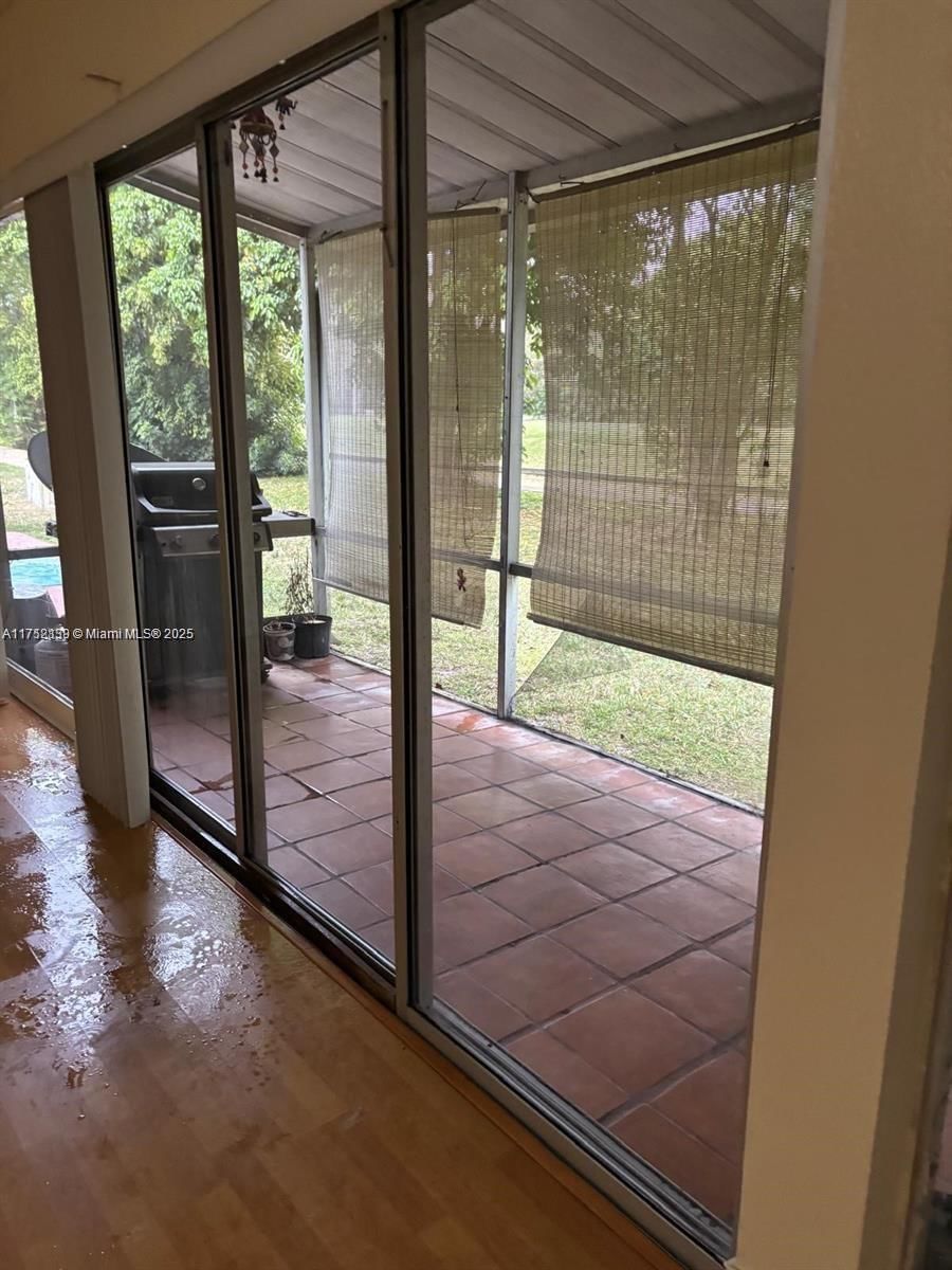 Real estate property located at 8005 Lagos De Campo Blvd L-4, Broward, Sandpebbles Townhouse, Tamarac, FL