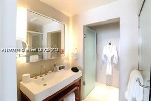 Real estate property located at 3101 Bayshore Dr #1906, Broward, Fort Lauderdale Residence, Fort Lauderdale, FL