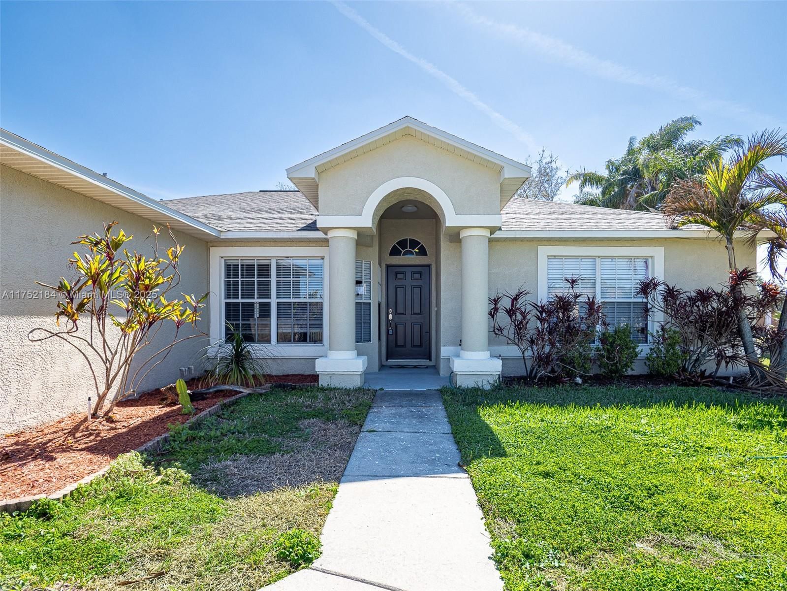 Real estate property located at 9146 DUFFER CT, Pasco, Fairway Oaks Unit One-b, Hudson, FL