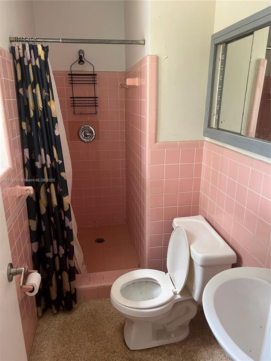 Real estate property located at 8340 44th St, Miami-dade, Mc Keever Terr No 3, Miami, FL