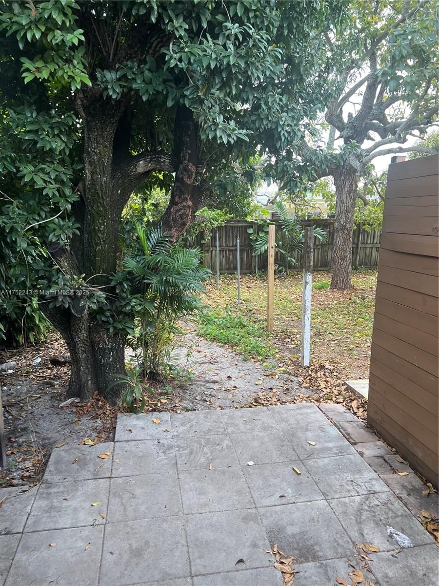 Real estate property located at 8340 44th St, Miami-dade, Mc Keever Terr No 3, Miami, FL