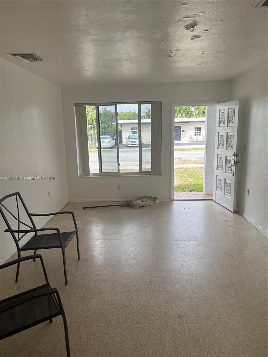Real estate property located at 8340 44th St, Miami-dade, Mc Keever Terr No 3, Miami, FL