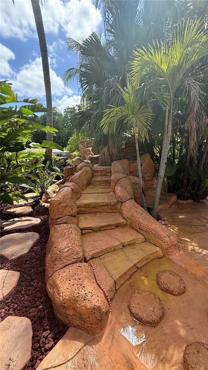 Real estate property located at 4465 38th Ter, Broward, Davis Isles Sec 4, Dania Beach, FL