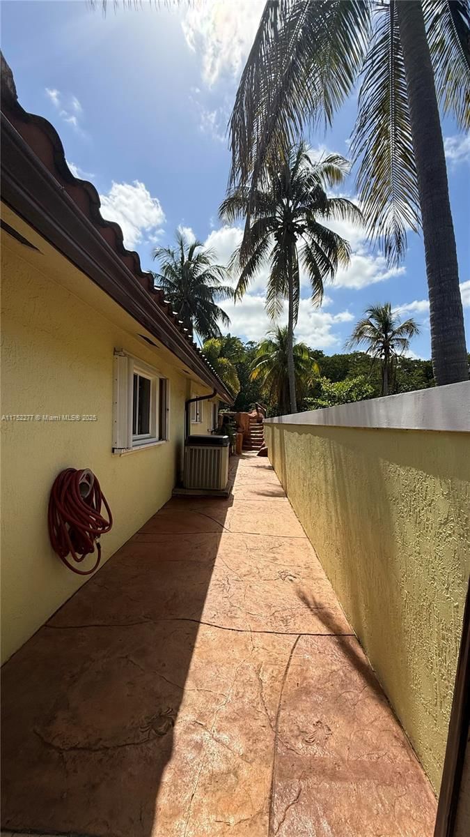 Real estate property located at 4465 38th Ter, Broward, Davis Isles Sec 4, Dania Beach, FL