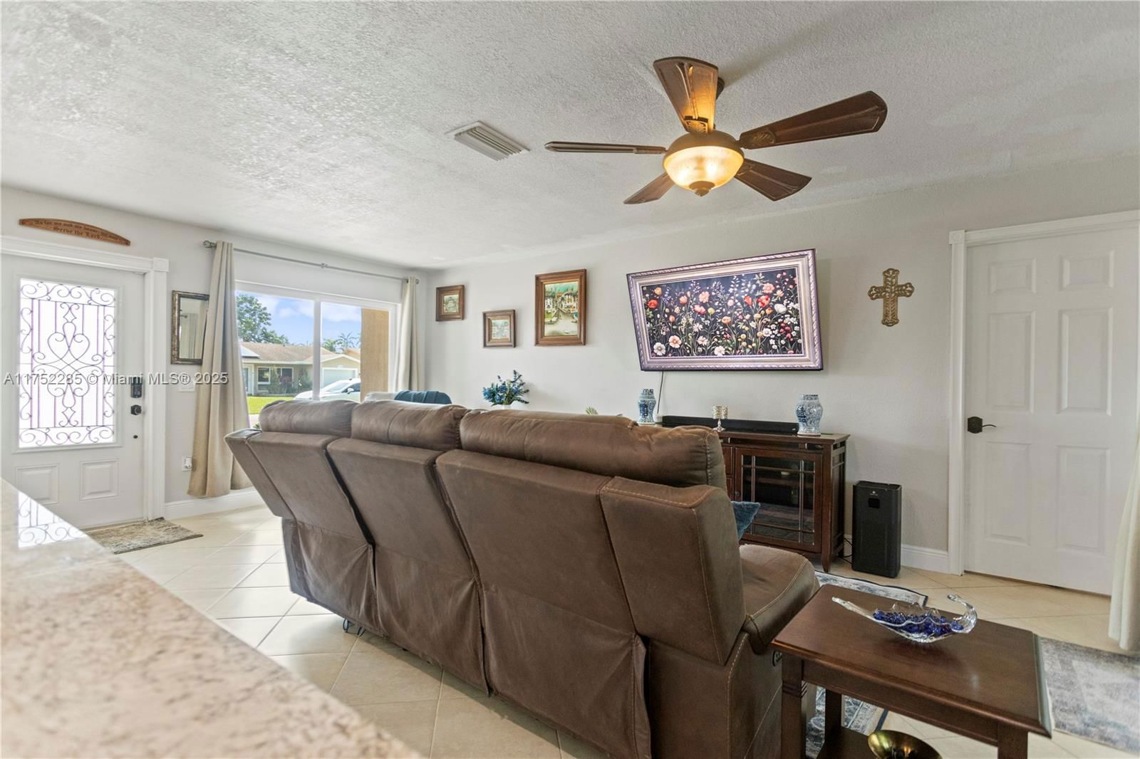 Real estate property located at 11441 37th Pl, Broward, Sunrise Golf Vlg Sec 24, Sunrise, FL