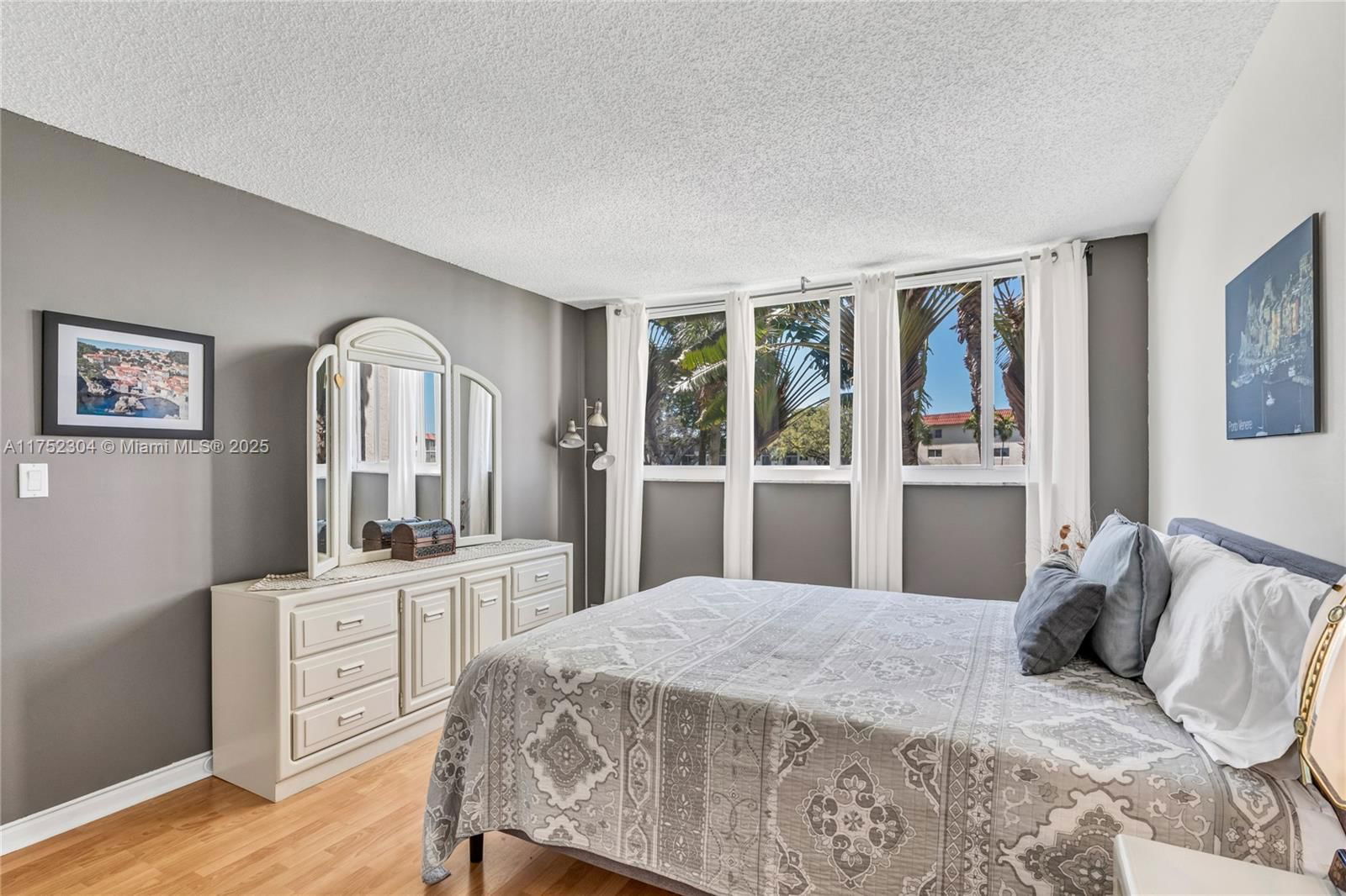 Real estate property located at 411 Hollybrook Dr #205, Broward, Hollybrook Golf, Pembroke Pines, FL
