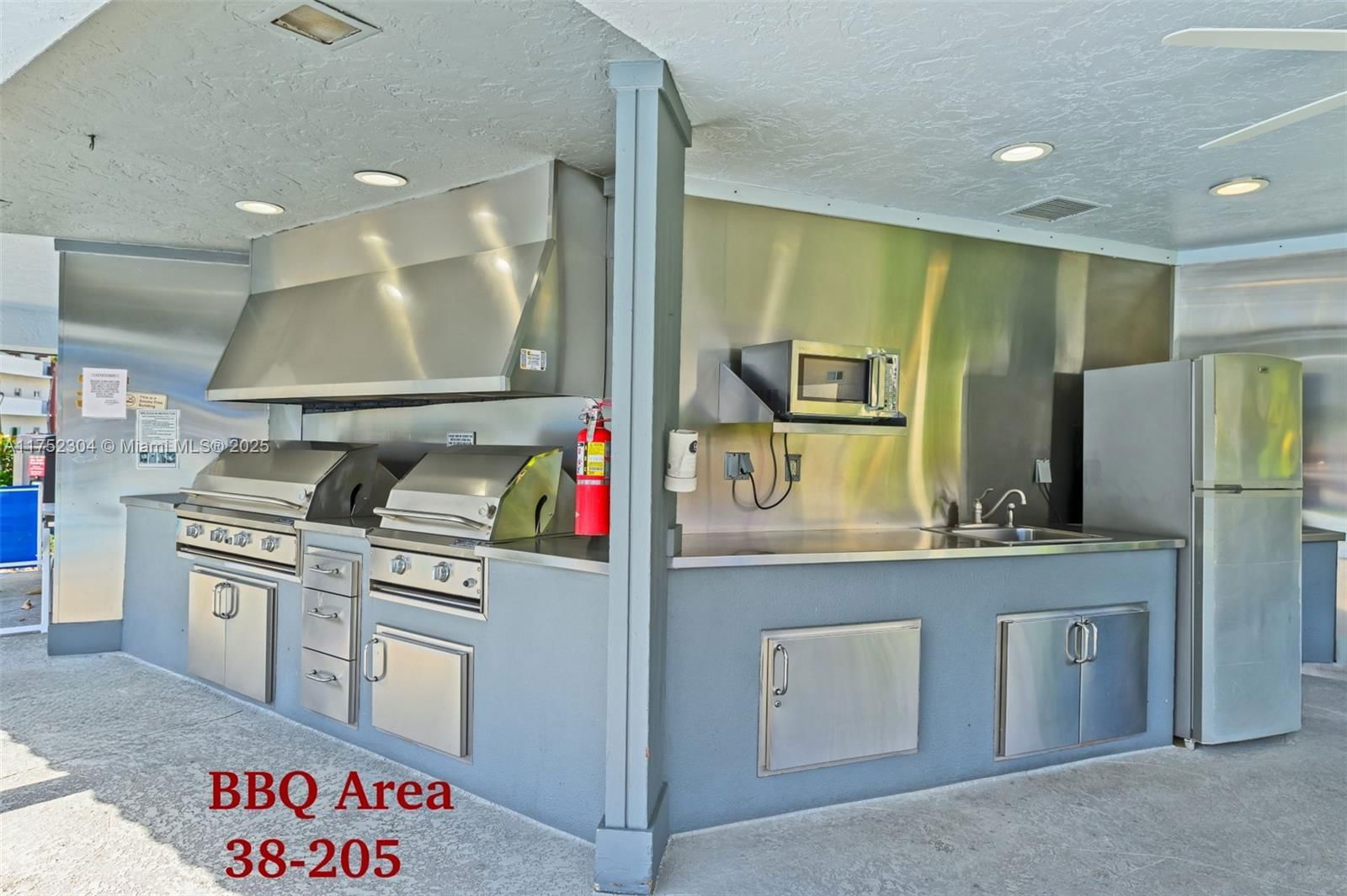 Real estate property located at 411 Hollybrook Dr #205, Broward, Hollybrook Golf, Pembroke Pines, FL