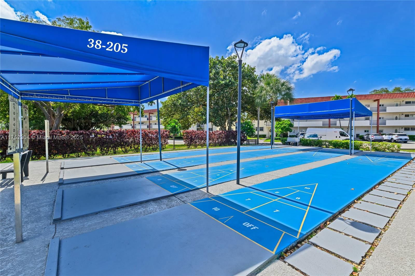 Real estate property located at 411 Hollybrook Dr #205, Broward, Hollybrook Golf, Pembroke Pines, FL
